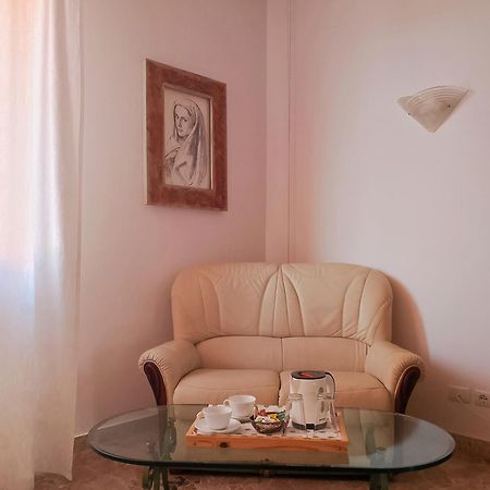 Sleep&Go - Appartamento Florenţa Exterior foto